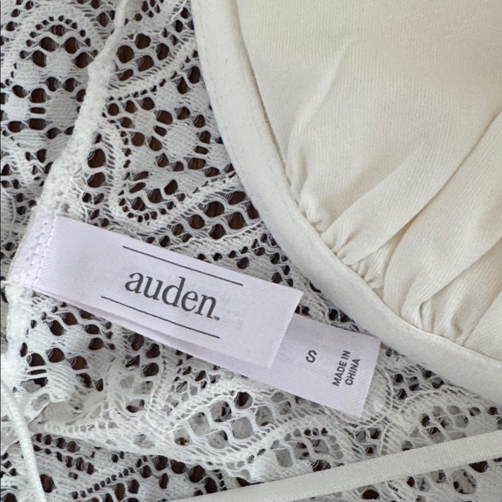 Auden Lace Padded Bralette - Picture 7 of 9